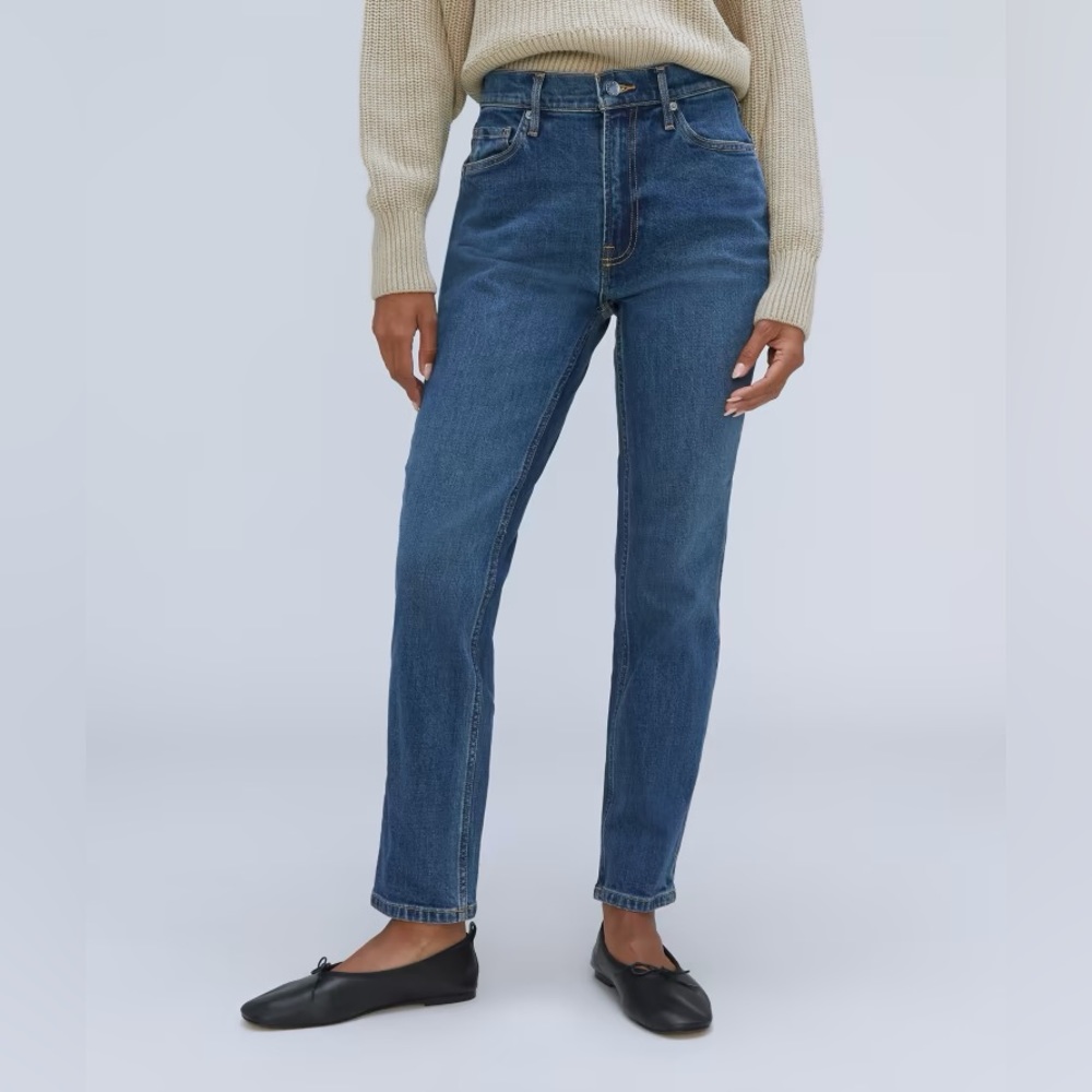 Everlane High-Rise Straight Jeans in Medium Blue
